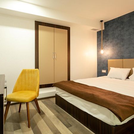 Garden Inn Nizami Hotel Баку Екстер'єр фото