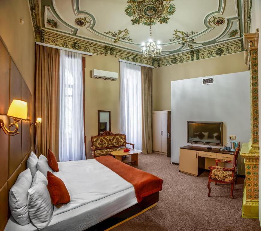 Garden Inn Nizami Hotel Баку Екстер'єр фото